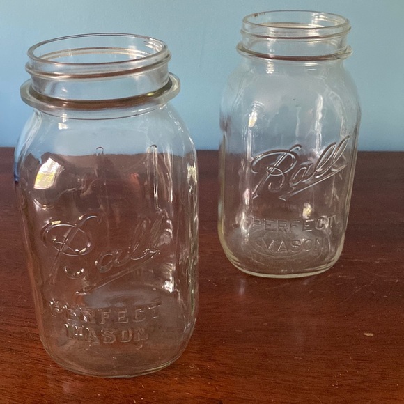 Ball Mason Jars - Set of 2 - Picture 1 of 2